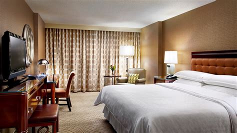 Yyc Airport Hotels Calgary Sheraton Cavalier Calgary Hotel