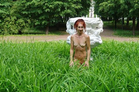 Naked In The Grass By The Vase Pics Xhamster
