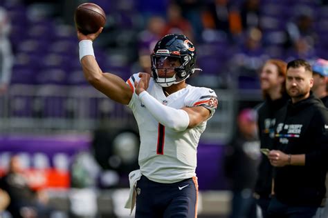 Nfl Tnf Week 6 Betting Preview And Picks For Commanders Vs Bears