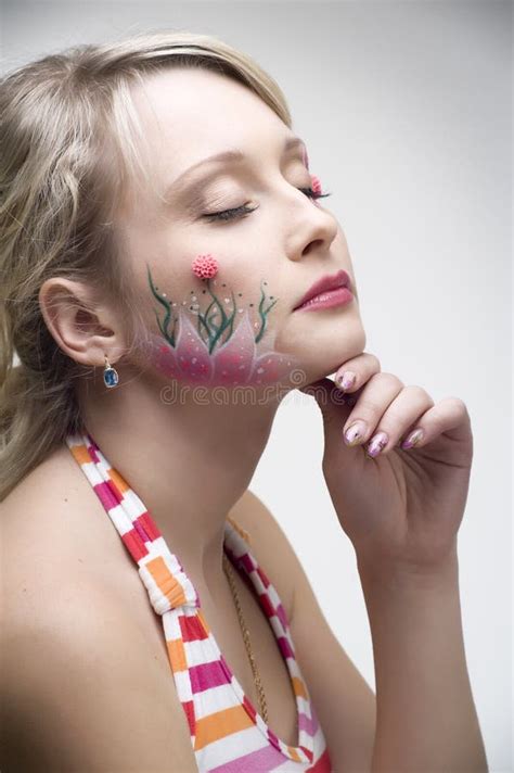 Belle Femme Blonde Enceinte Photo stock Image du famille maternité 24894652