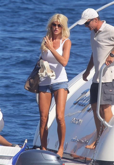 Victoria Silvstedt Flashing Her Shaved Pussy While Sunbathing In Bikini On Yacht Porn Pictures