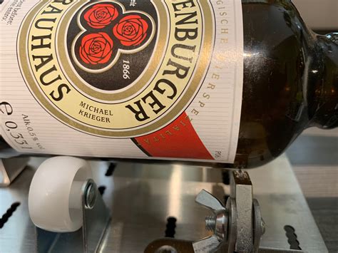 Bierflasche-auf-Flaschenschneider - Tre