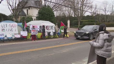 Tent city set up outside Sec. Blinken's Virginia home | wusa9.com