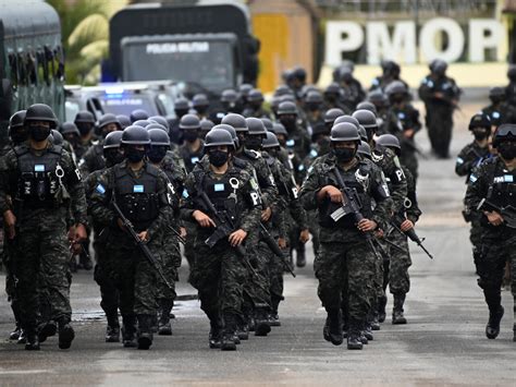 Honduras envía cientos de policías militares a fronteras para combatir