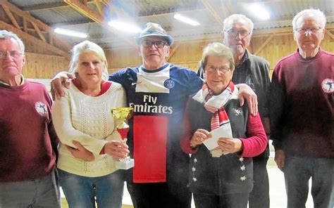 Amicale bouliste Succès des concours de boules Le Télégramme