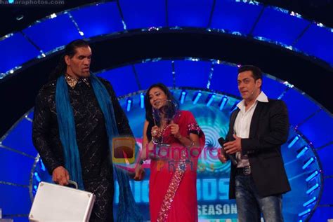 The Great Khali Shweta Tiwari Salman Khan At Big Boss Season 4 Grand