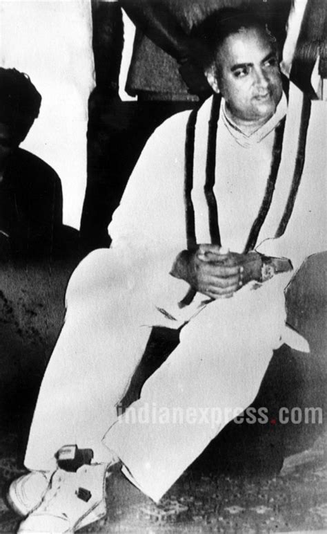 Rajiv Gandhi’s 72nd Birth Anniversary Rare Pictures From Express Archives Picture Gallery