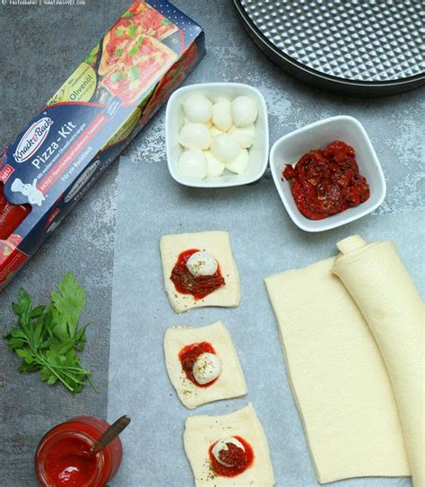 What Ina Loves Easy Peasy Picknick Pizza Balls Mit Knack Back