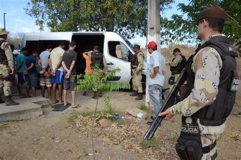 Presos Da Delegacia De Piranhas São Transferidos Para Presídio Após