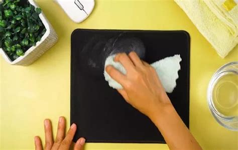 Top 7 Effective Ways To Clean A Mousepad With Photos Editorialge