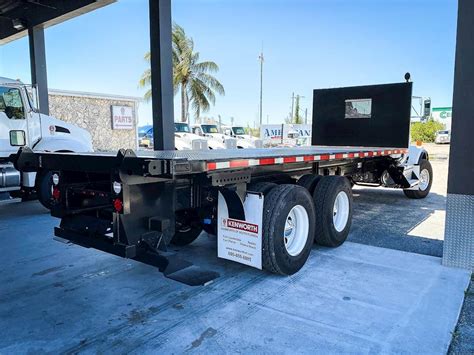 2020 Kenworth T800 Tandem Axle 24 Ft Flatbed Truck 455hp 6 Speed