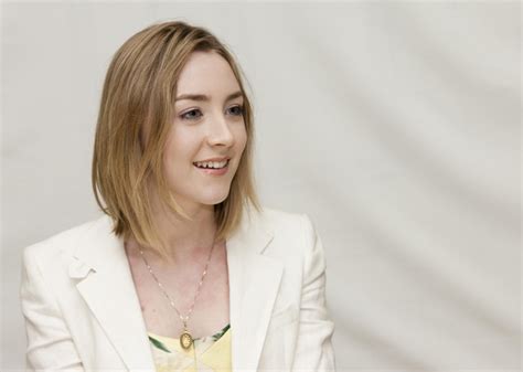 Saoirse Ronan Celebrity Actress Archery Women Hanna Movie