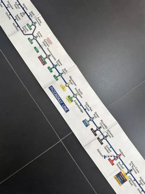 London Underground Piccadilly Line Carriage Map London Underground Tube