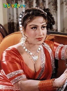 Hot Sexy Saima Noor Bikini Pics