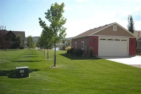 Lawn Maintenance | Grass Plus, Inc.