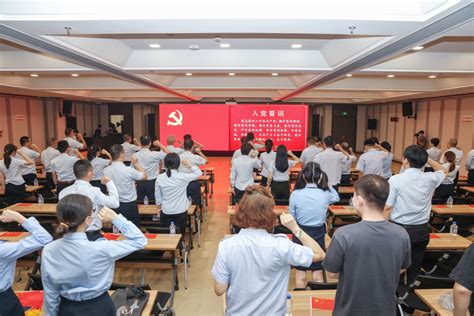 鄞州区行政服务中心“喜迎党的二十大· 鄞领之窗踔厉奋发向未来”主题宣讲活动顺利举行