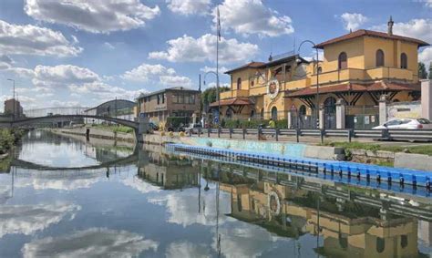 Milan: 1-Hour Navigli Canal Cruise with Audio Guide | GetYourGuide