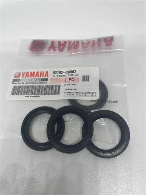 Oil Seal Pulley Side Aerox V V Nmax V Yamaha Genuine