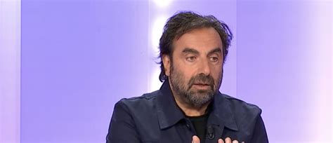 Avec Nous C Est Tous Les Jours La Saint Valentin Les Rares Confidences D André Manoukian