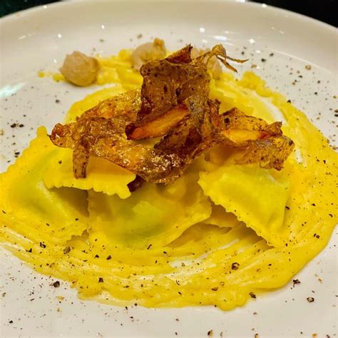 Tortelli Di Lesso Su Crema Di Zabaione Al Parmigiano E Chips Di Patata