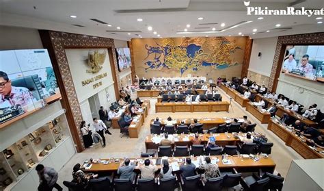 Istana Pastikan Pemerintah Patuhi Hasil Revisi Uu Pilkada Di Dpr