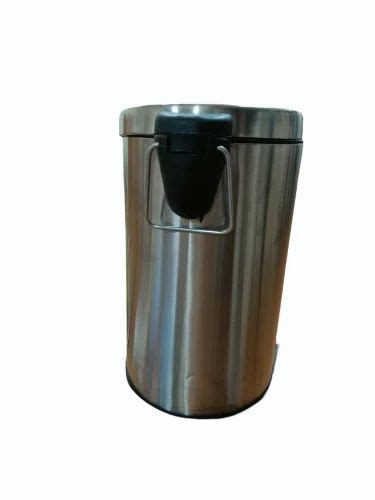 Multicolor Stainless Steel Pedal Dustbin For Office Capacity Kg