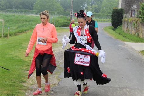 Baurech La Travers E Des Ch Teaux En Courant Ou En Marchant