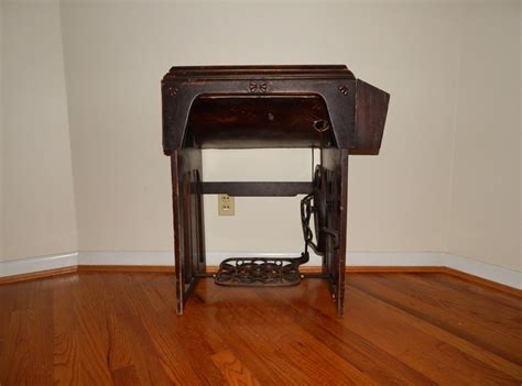 Brunswick Treadle Sewing Machine : EBTH