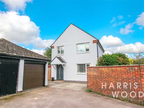 3 Bed Detached House For Sale In Meadow Grass Close Stanway