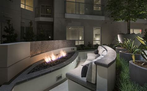 First Solar Powered Net Zero Apartment Building In Los Angeles Opens