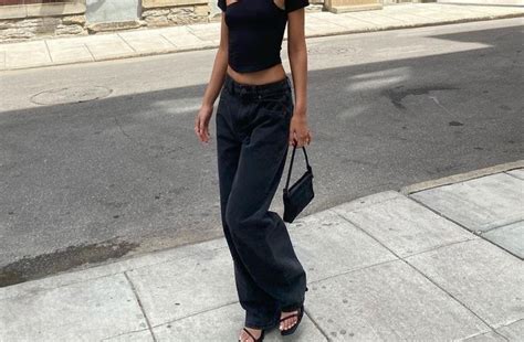 11 Best Low Rise Black Jeans on The Market - Starting at $50 – topsfordays