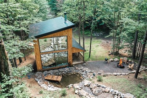 I know this isn’t really considered a cabin, but I found this amazing off-grid two story luxury ...