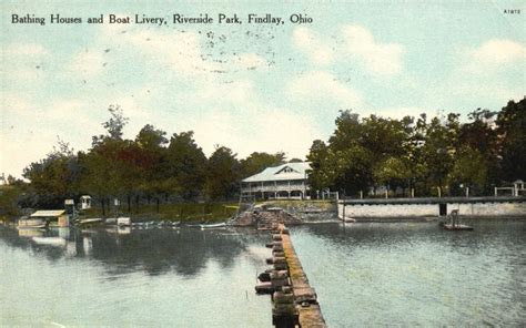 Vintage Postcard Bathing Houses And Boat Livery Riverside Park