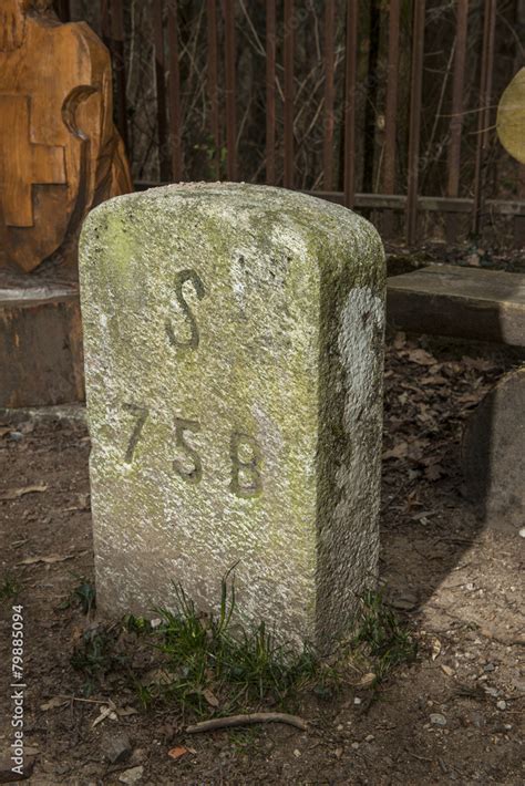 Foto De Grenzstein Am S Dlichsten Punkt Der Schweiz Bei Chiasso