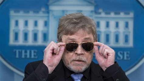 O Ator De Star Wars Mark Hamill Visita A Casa Branca Para Uma Visita