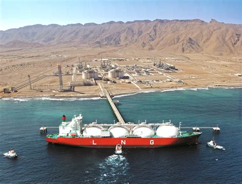 Oman announces new LNG train to boost production