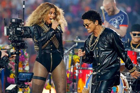 Beyoncé and Bruno owned Super Bowl 50