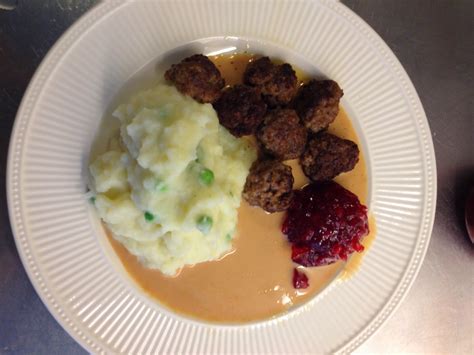 FODMAPs recept Köttbullar med potatismos sås och lingon