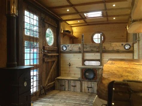 box truck house - Google Search | Traveling tiny house, Tiny house swoon, Tiny house big living