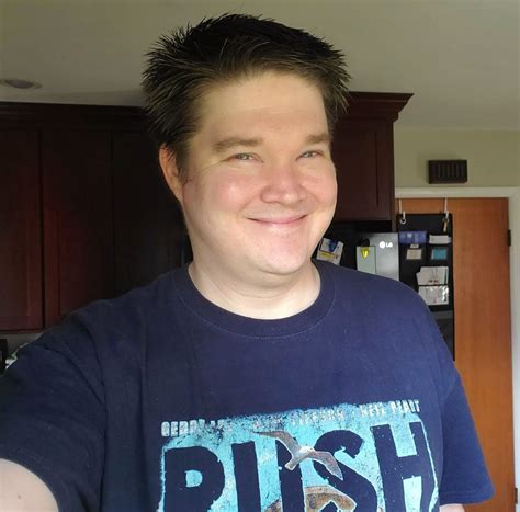 Meet Greg Lynn Graphic Designervideo Producer Shoutout Socal