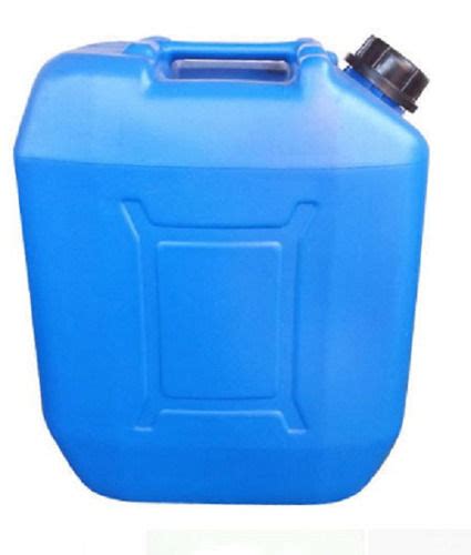 Lightweight Plastic Jerry Cans With 10 Liter Capacity For Storage