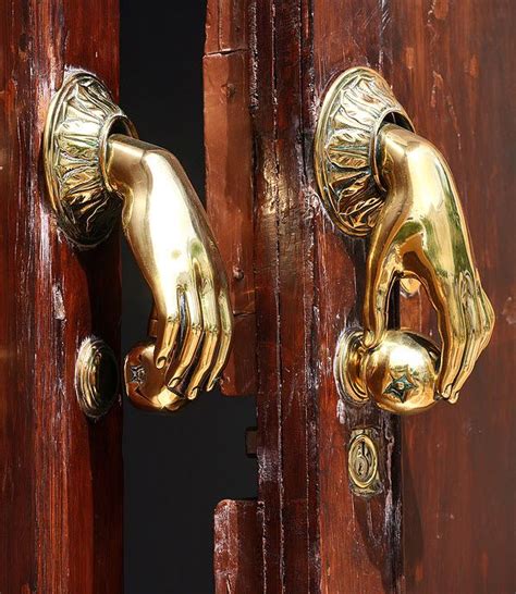 Pin En Unique Door Handleknockers