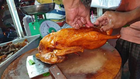 Amazing Street Chopped Braised And Roasted Pork Peking Ducks