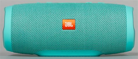 Колонка jbl с алисой чем отличается от яндекс станции