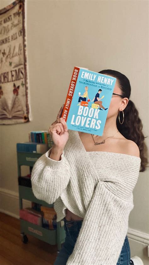 Book Lovers by Emily Henry Book Review