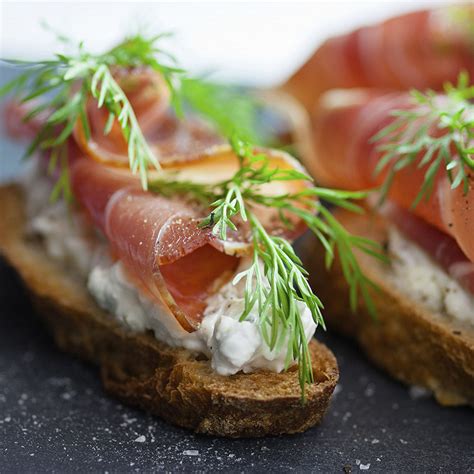 Recette Tartines au jambon de Bayonne et au chèvre