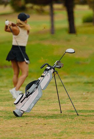 The Best Women S Golf Bags Buyer S Guide For In Golf