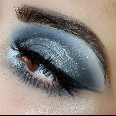 Top 50 Best Grey Eyeshadow Ideas For Women Seducing Designs