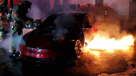 Tesla Model Catches Fire While Charging In Pennsylvania Autoevolution