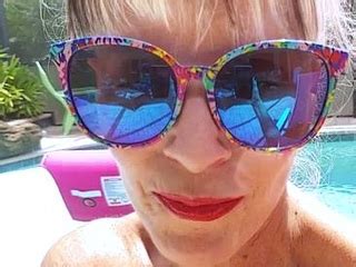 Gorgeous Mature Blonde Solo Masturbation Redtube